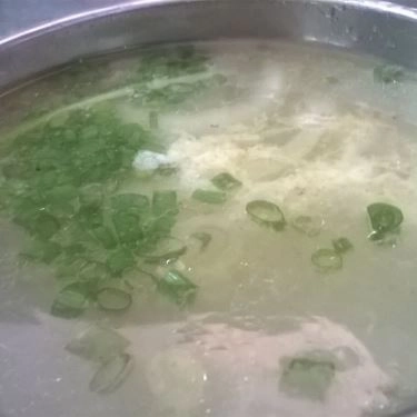 Món ăn- Quán Ăn Khu Cơm Gà Vỉa Hè - Tô Vĩnh Diện