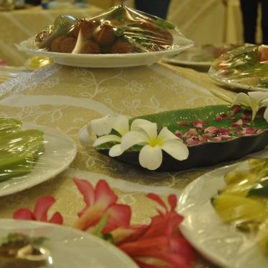 Tổng hợp- Nhà Hàng Hoa Sứ - Ẩm Thực Ven Sông & Tiệc Cưới