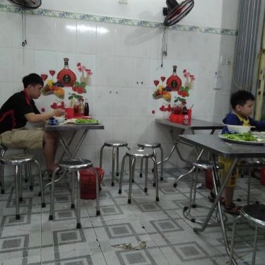 Không gian- Quán Ăn Kim Chi - Bún Thịt Nướng & Bò Lá Lốt