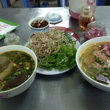 Món ăn- Quán Ăn Bún Bò Huế Kim Long