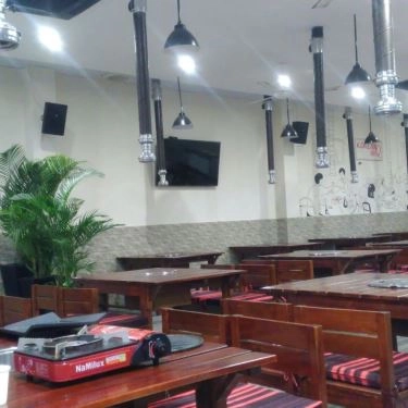Không gian- Quán Ăn Korea BBQ