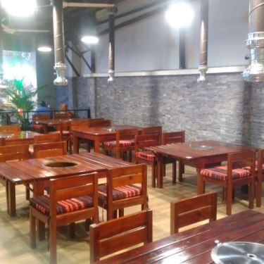 Không gian- Quán Ăn Korea BBQ