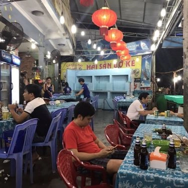 Không gian- Quán Ăn Làng Chài Dũng Chuyên