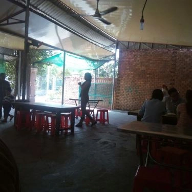 Không gian- Quán Ăn Lẩu Bò Bảy Hòa