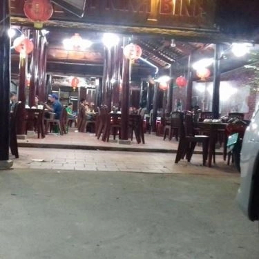 Không gian- Quán Ăn Lâu Dê Phố Núi Ninh Bình