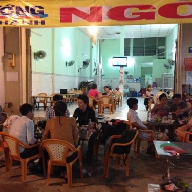 Không gian- Quán Ăn Lẩu & Nướng Ngói - Tây Thạnh