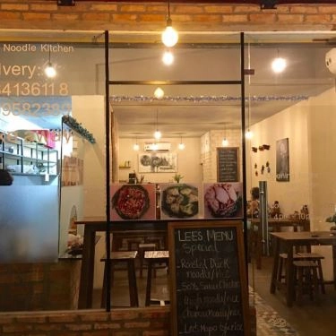 Không gian- Quán Ăn Lee's Noodle Kitchen