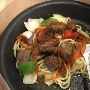Món ăn- Quán Ăn Mama Xốt - Cơm Chiên & Bò Bít Tết