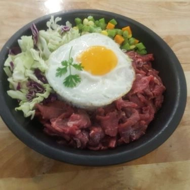 Món ăn- Quán Ăn Mama Xốt - Cơm Chiên & Bò Bít Tết