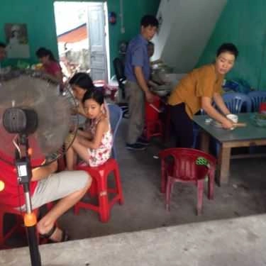 Không gian- Mận Hương - Bánh Cuốn Chả Nem & Bún Thịt Nướng