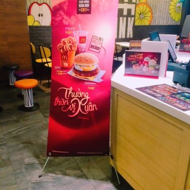 Tổng hợp- Nhà Hàng McDonald's - Sân Bay Tân Sơn Nhất