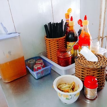 Tổng hợp- Quán Ăn Mì Hoành Thánh - Chợ Hóc Môn