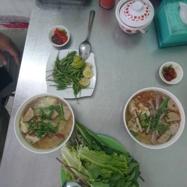 Món ăn- Quán Ăn Mì Hoành Thánh, Hủ Tiếu & Phở