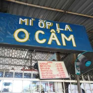 Không gian- Quán Ăn Mì Ốp La O Cẩm