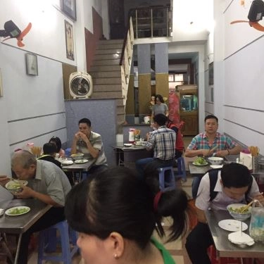 Không gian- Quán Ăn Mì Quảng Bà Sâm - Phạm Cự Lượng
