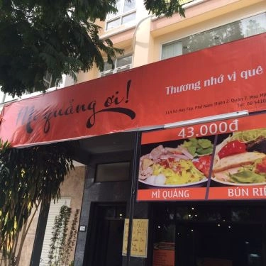 Không gian- Quán Ăn Mì Quảng Ơi
