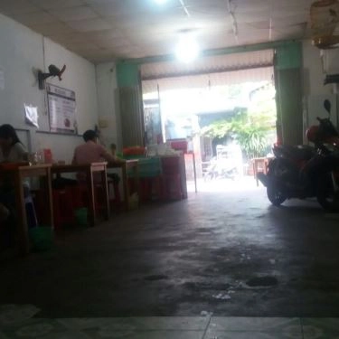 Không gian- Quán Ăn Mì Quảng Thanh Dũng