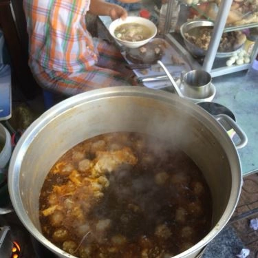 Món ăn- Quán Ăn Vân - Mì Quảng & Bún Riêu