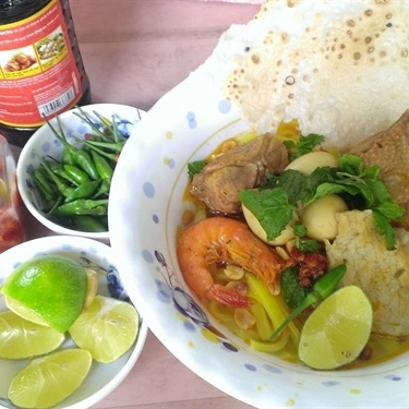 Món ăn- Quán Ăn Mì Quỡn Bà Dung - Nguyễn Kiệm