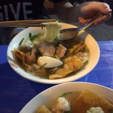 Món ăn- Quán Ăn Mì Vằn Thắn & Sủi Cào - Nguyễn An Ninh