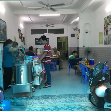 Không gian- Quán Ăn Miến Phở Gà 48