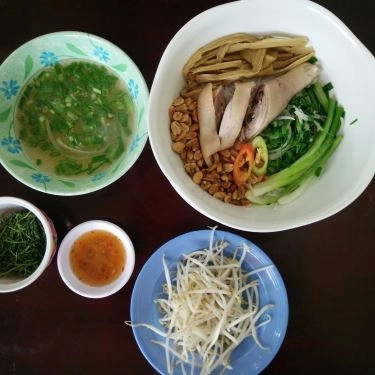 Món ăn- Quán Ăn Sơn Nga - Miến & Phở Gà - Nguyễn Trọng Tuyển
