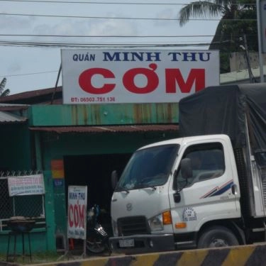 Không gian- Quán Ăn Cơm Minh Thu