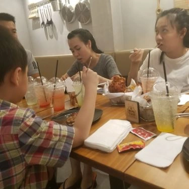 Tổng hợp- Quán Ăn Mom's Touch - Chicken & Burger