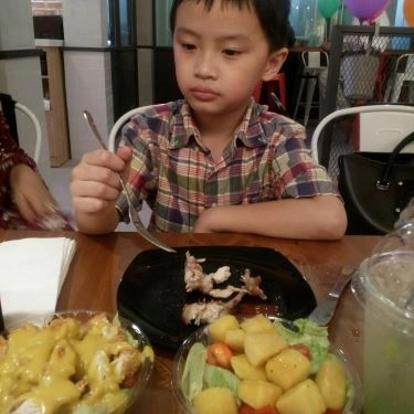Tổng hợp- Quán Ăn Mom's Touch - Chicken & Burger