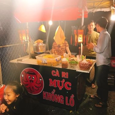 Tổng hợp- Quán Ăn Mon Mon - Cà Ri Mực Khổng Lồ