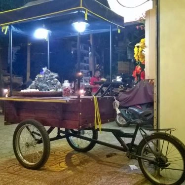 Không gian- Quán Ăn Một Size Quán - Cua Sốt Tiêu Đen