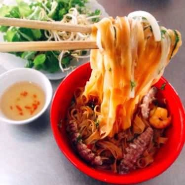 Món ăn- Mụ Sấu - Mì Bay & Lẩu 1 Người