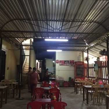 Không gian- Quán Ăn Bảo Bảo - Bánh Mì Ốp La