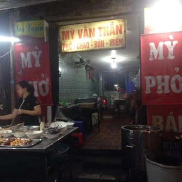 Không gian- Quán Ăn Sơn Xuyến - Mì Vằn Thắn & Phở Bò