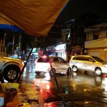 Không gian- Quán Ăn Mì Xào, Hủ Tiếu Xào & Cơm Chiên