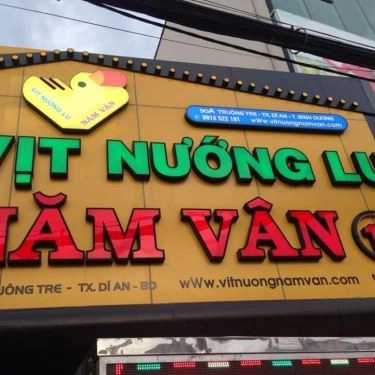 Tổng hợp- Quán Ăn Năm Vân 1 - Vịt Nướng Lu