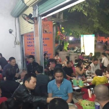 Không gian- Quán Ăn Nana Quán - Lẩu Riêu Cua