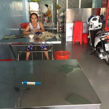 Không gian- Quán Ăn Quán Nem Nướng Ninh Hòa