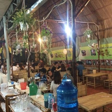 Không gian- Quán Ăn Ngộ Quán - Cách Mạng Tháng 8
