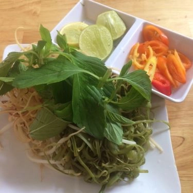 Món ăn- Quán Ăn Ngọc Quỳnh - Bún Bò Huế & Mì Quảng