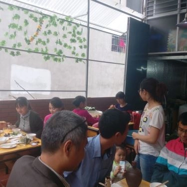 Không gian- Quán Ăn Ngon24 - Lẩu Đuôi Bò & Bún Đậu