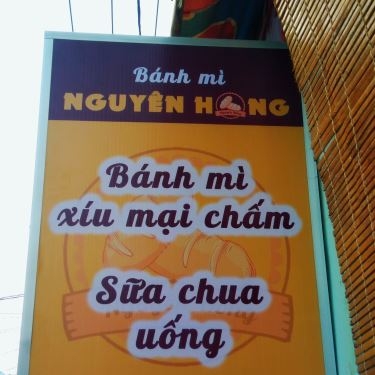Tổng hợp- Quán Ăn Nguyên Hồng Quán - Bánh Mì Xíu Mại & Sữa Chua