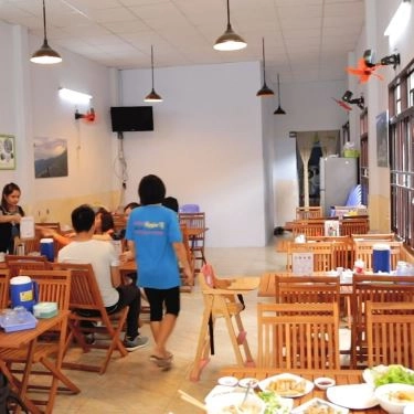 Không gian- Quán Ăn Nguyên Vị - Bún Cá & Chả Cá