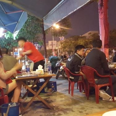 Tổng hợp- Quán Ăn Nguyệt Quán - Hải Sản Tự Chọn