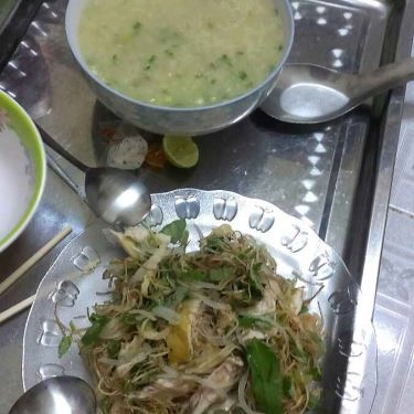 Món ăn- Quán Ăn Nguyệt Trâm - Gà Ta Xé Phay