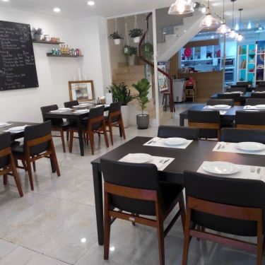 Không gian- Nhà Hàng Pizza Inn - Vũ Tông Phan
