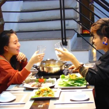 Tổng hợp- Quán Ăn Hải Sản Gia Đình - Nguyễn Văn Lộc