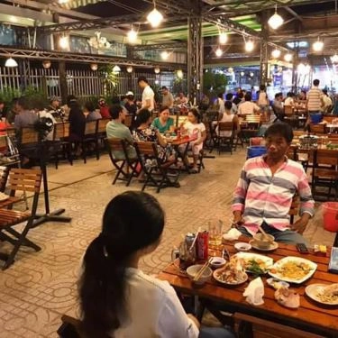 Không gian- Quán Ăn Ngọc Trai - Nhà Hàng Hải Sản