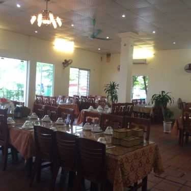 Không gian- Hoàng Anh - Hải Sản Các Loại