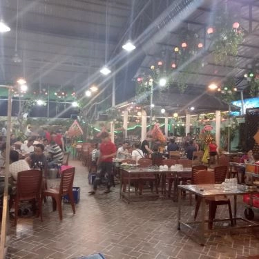 Không gian- Quán Ăn Lẩu Dê Đức Dưỡng 2 - Nguyễn Ảnh Thủ